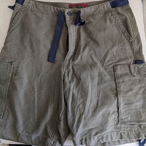 Men's cargo shorts